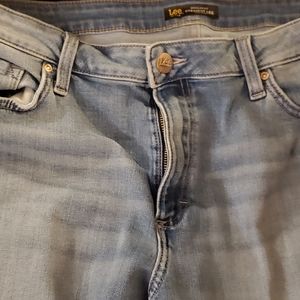 Lee Jeans- Eco-friendly- 18 petite